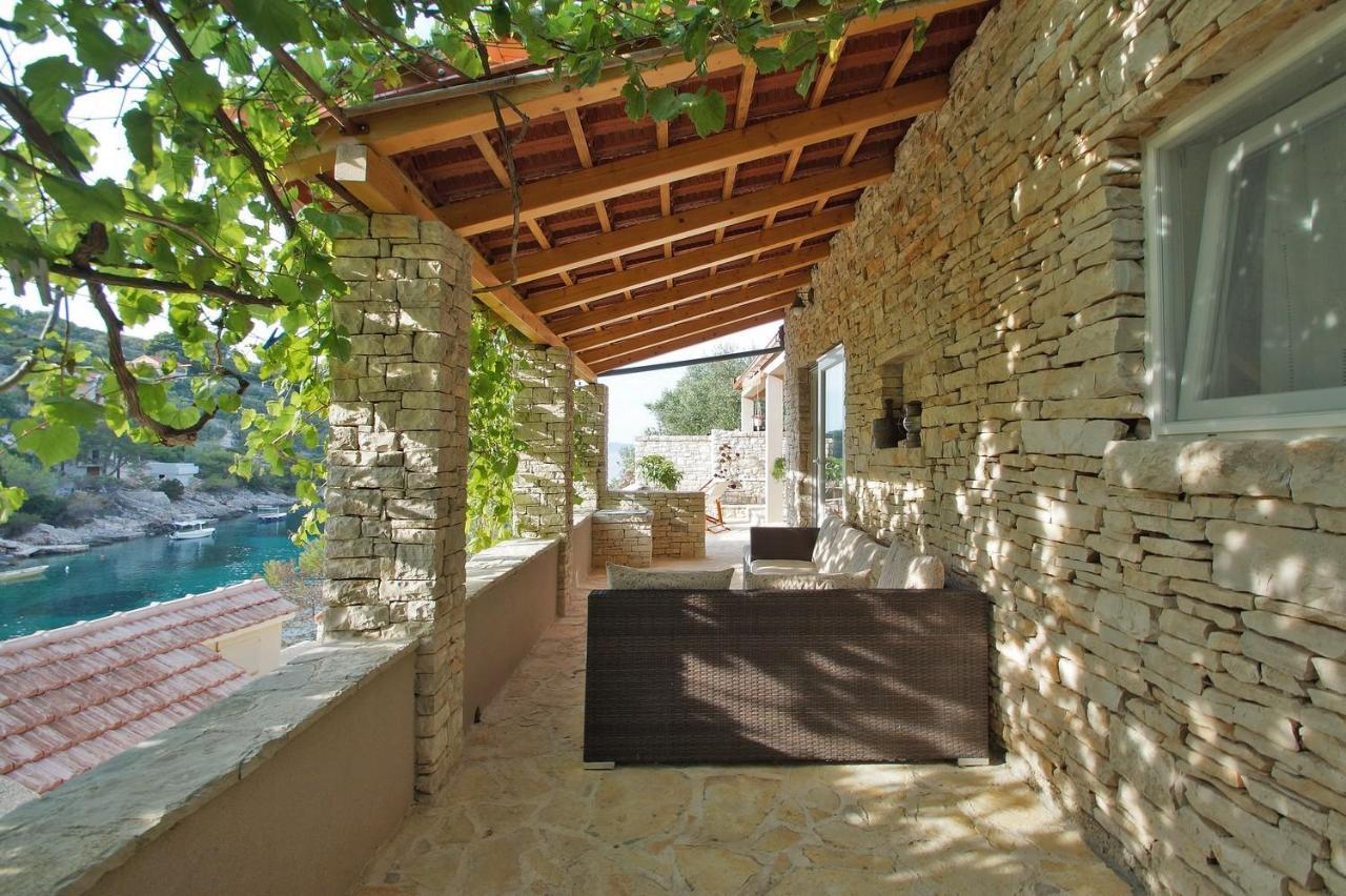 Villa Stone House Mia Vela Luka Exterior foto